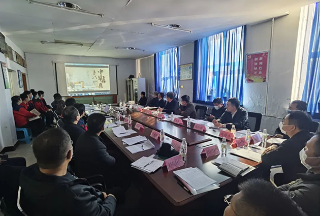 孙东深入米兰·（中国区）体育官方网站制药有限责任公司主持召开现场